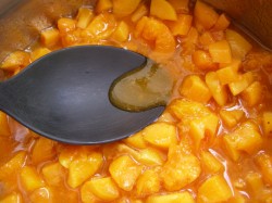 Абрикосовое повидло из абрикосов - шаг 3 Абрикосовое повидло из абрикосов - шаг 3