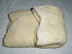 Пресное тесто бездрожжевое на кефире - шаг 5 Пресное тесто бездрожжевое на кефире - шаг 5