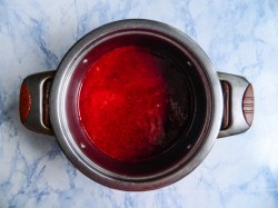 Протертая малина с сахаром на зиму - шаг 7 Протертая малина с сахаром на зиму - шаг 7