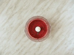 Десерт без сахара с бананом и ягодами жимолости - шаг 3