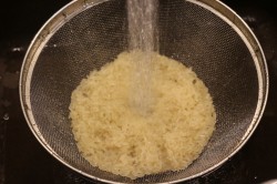 Рис в пароварке рассыпчатый - шаг 2 Рис в пароварке рассыпчатый - шаг 2