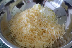 Рулет из крабовых палочек - шаг 8