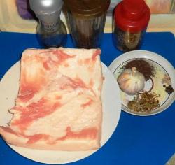 Рулет из свиного сала без термообработки - шаг 1