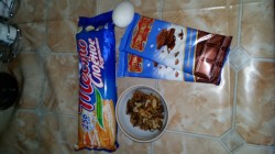 Рулет из слоеного теста с шоколадом и орехами - шаг 1