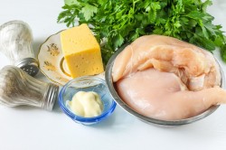 Рулет куриный с сыром в духовке - шаг 1