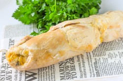 Рулет куриный с сыром в духовке - шаг 9