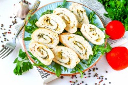 Рулет куриный с сыром в духовке - шаг 10