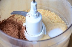 Рулет из печенья с кокосовой начинкой без выпечки - шаг 2