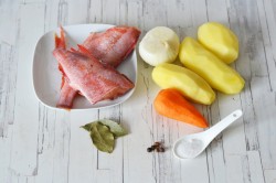 Рыбный суп уха из морского окуня - шаг 1 Рыбный суп уха из морского окуня - шаг 1