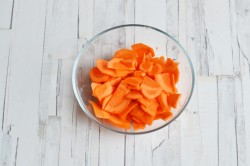 Рыбный суп уха из морского окуня - шаг 3 Рыбный суп уха из морского окуня - шаг 3