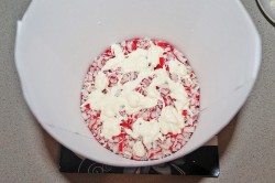 Салат Черный жемчуг с черносливом - шаг 6