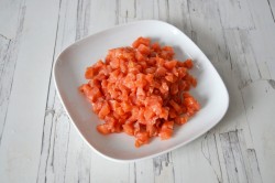 Салат Экстаз с семгой - шаг 2