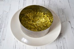 Салат Экстаз с семгой - шаг 7