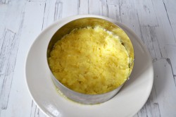 Салат Экстаз с семгой - шаг 9