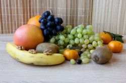 Лёгкий фруктовый салатик - шаг 1 Лёгкий фруктовый салатик - шаг 1