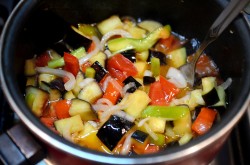 Салат из баклажанов на зиму без стерилизации - шаг 10