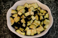 Салат из баклажанов на зиму без стерилизации - шаг 3