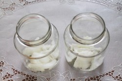 Салат из лука перца огурцов и помидоров на зиму - шаг 5