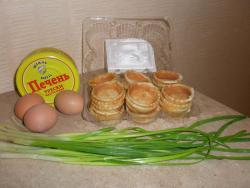 Тарталетки с печенью трески и яйцом, зеленым луком и укропом - шаг 1