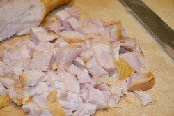 Изумрудный браслет салат из киви с курицей - шаг 3