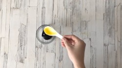 Салат с клубникой и рукколой - шаг 2