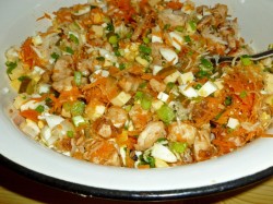 Салат с курицей огурцом и сыром, корнем сельдерея - шаг 14