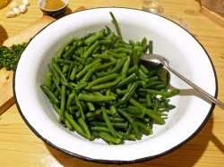 Салат стручковая фасоль по корейски с морковью и уксусом - шаг 7 Салат стручковая фасоль по корейски с морковью и уксусом - шаг 7