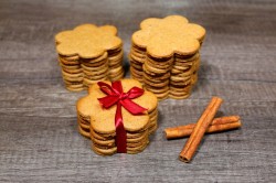 Сахарная глазурь для имбирного печенья - шаг 1 Сахарная глазурь для имбирного печенья - шаг 1