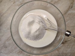 Сдобное дрожжевое тесто для пирожков в духовке - шаг 6 Сдобное дрожжевое тесто для пирожков в духовке - шаг 6