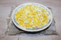 Сельдь под шубой Петух - шаг 7