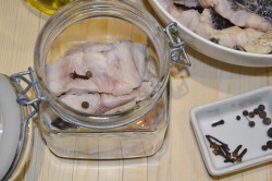 Селедка из толстолобика - шаг 7