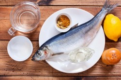 Селедка с горчицей - шаг 1