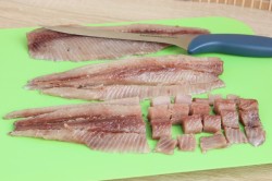 Селедка под шубой с яблоком и яйцом классическая - шаг 5 Селедка под шубой с яблоком и яйцом классическая - шаг 5