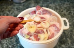 Шашлык из свинины в майонезе - шаг 5