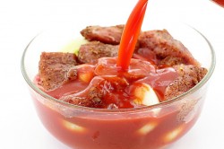 Шашлык на гриле в томатном соке - шаг 5