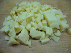 Щи из капусты с курицей в мультиварке - шаг 5