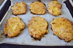 Шницель из свинины в духовке - шаг 8