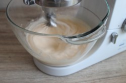 Капкейки с крем чиз - шаг 3 Капкейки с крем чиз - шаг 3