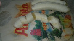 Шоколадный коктейль с бананом на молоке - шаг 3 Шоколадный коктейль с бананом на молоке - шаг 3