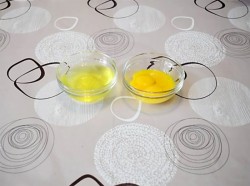 Муссовый торт три шоколада на сливках - шаг 1