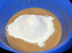 Шоколадный торт на кефире - шаг 8