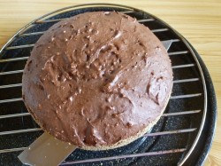 Шоколадный торт с грецкими орехами - шаг 14 Шоколадный торт с грецкими орехами - шаг 14