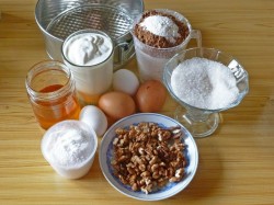 Шоколадный торт с грецкими орехами - шаг 1 Шоколадный торт с грецкими орехами - шаг 1