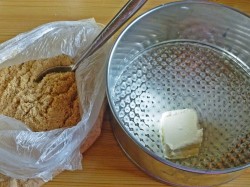 Шоколадный торт с грецкими орехами - шаг 2 Шоколадный торт с грецкими орехами - шаг 2