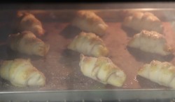 Сладкая выпечка из слоеного дрожжевого теста - шаг 15 Сладкая выпечка из слоеного дрожжевого теста - шаг 15