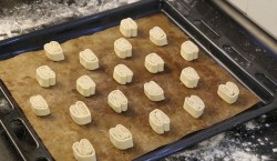 Сладкая выпечка из слоеного дрожжевого теста - шаг 6 Сладкая выпечка из слоеного дрожжевого теста - шаг 6