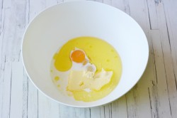 Сдобное сладкое дрожжевое тесто - шаг 5 Сдобное сладкое дрожжевое тесто - шаг 5