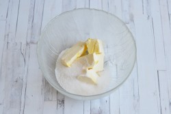 Пирожное со сливочным кремом - шаг 3