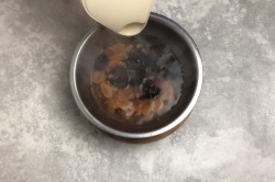 Паста Амосова. Смесь мед орехи курага изюм лимон чернослив - шаг 2