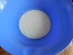 Беляши на кефире на сковороде без дрожжей с мясом - шаг 3 Беляши на кефире на сковороде без дрожжей с мясом - шаг 3